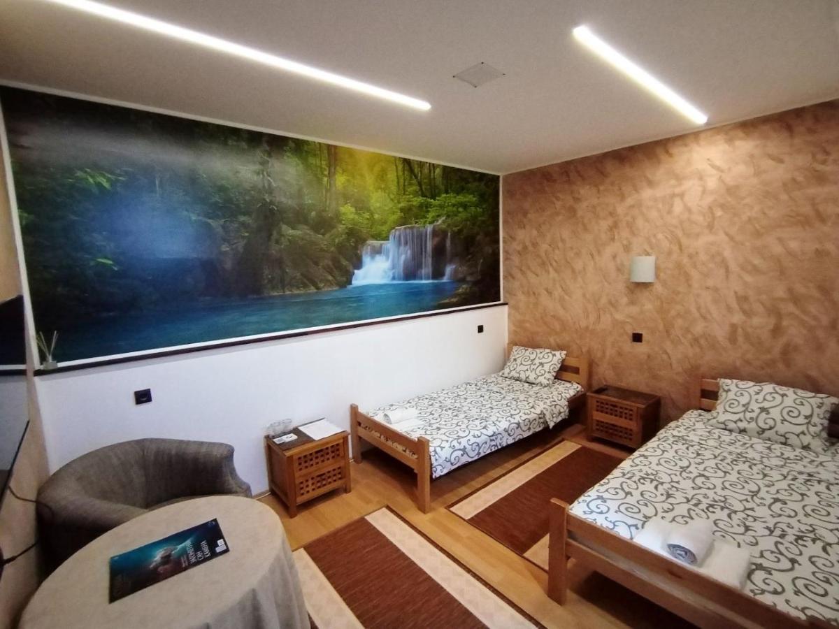 Fun Rooms Sobe Prenociste Borca Εξωτερικό φωτογραφία