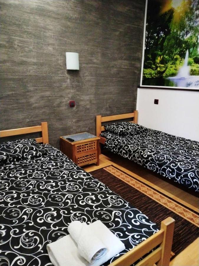 Fun Rooms Sobe Prenociste Borca Εξωτερικό φωτογραφία