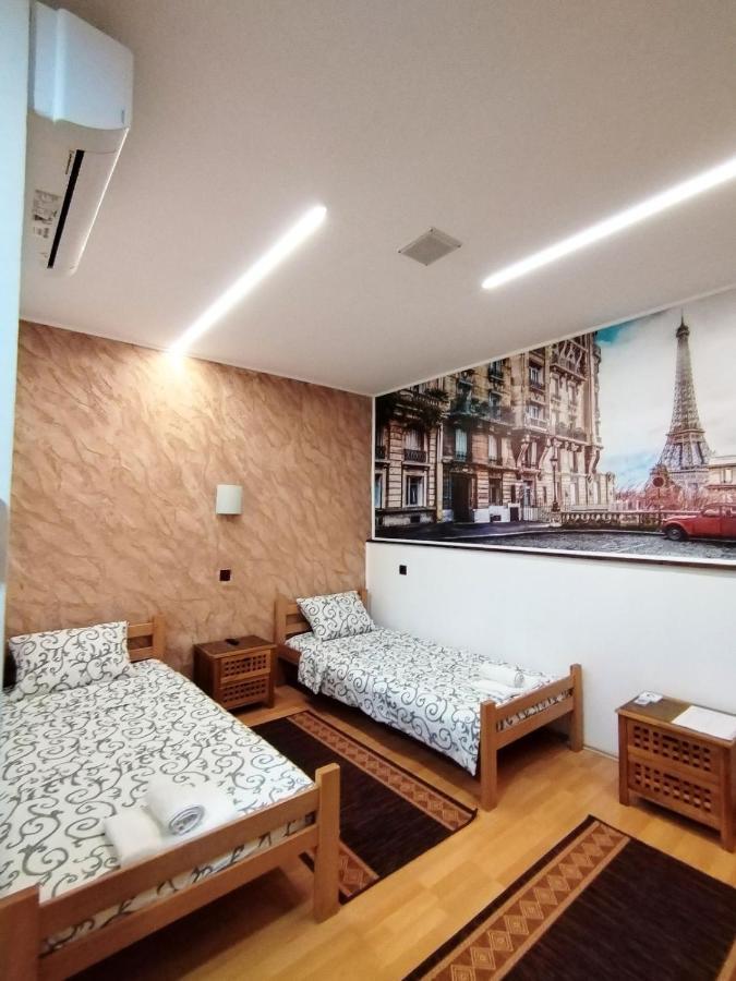 Fun Rooms Sobe Prenociste Borca Εξωτερικό φωτογραφία